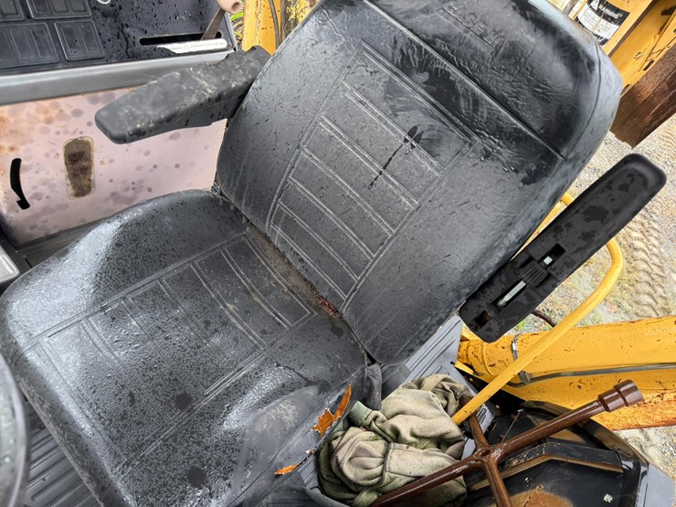 #22581-•-inop-ford-550d-backhoe-loader-image-26