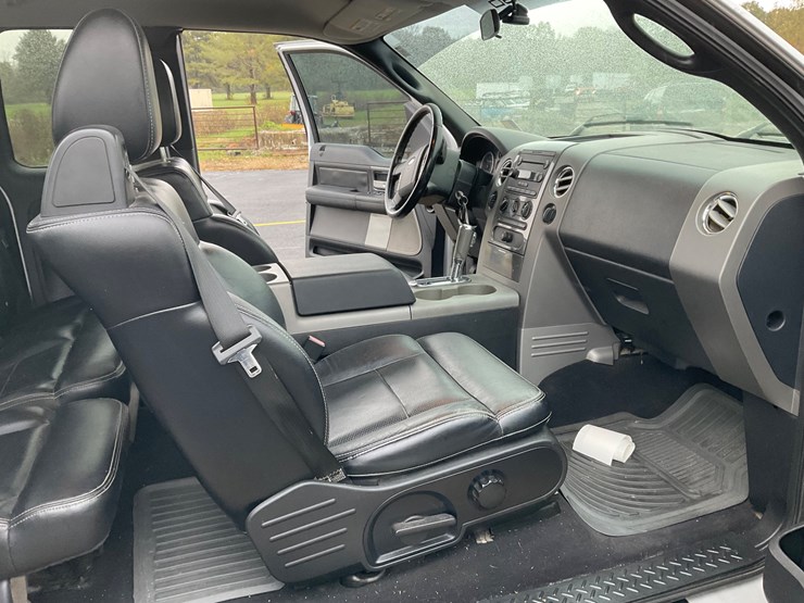 2004-ford-f150-image-13