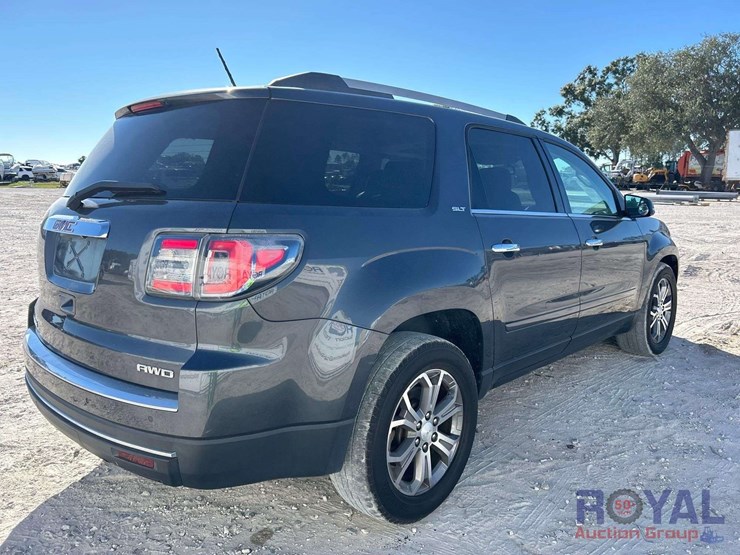 2014-gmc-acadia-image-3