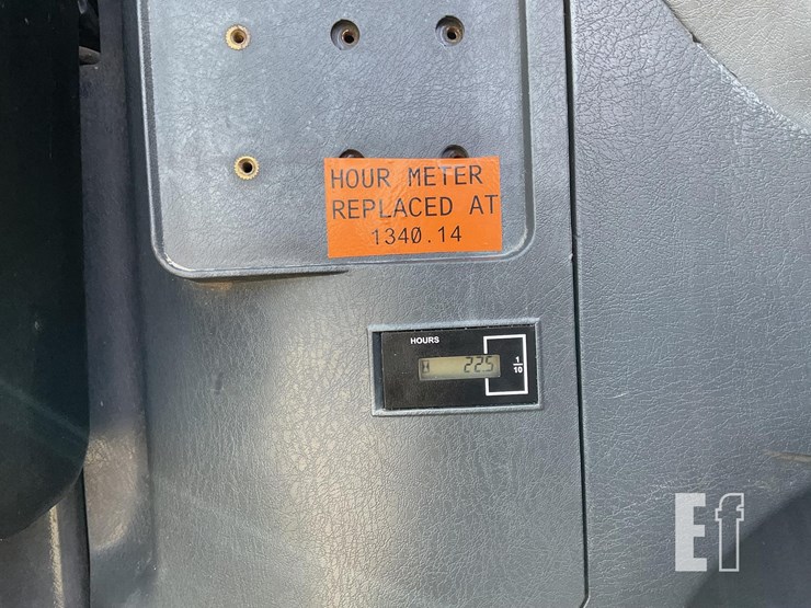 2018-case-cx57c-image-28