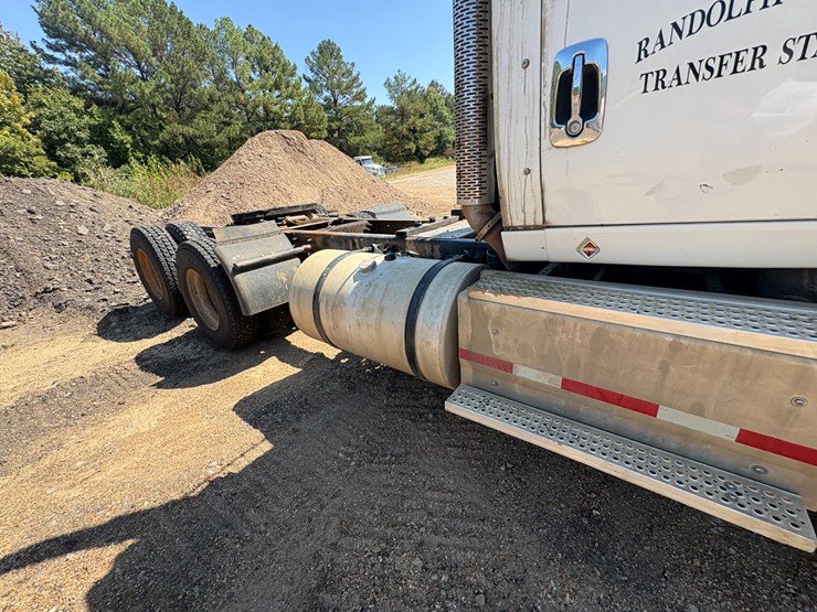 #22534-•-2014-freightliner-prostar-lf-687-t/a-daycab-truck-tractor-vin:-1hsdjsnr4eh099715-image-11