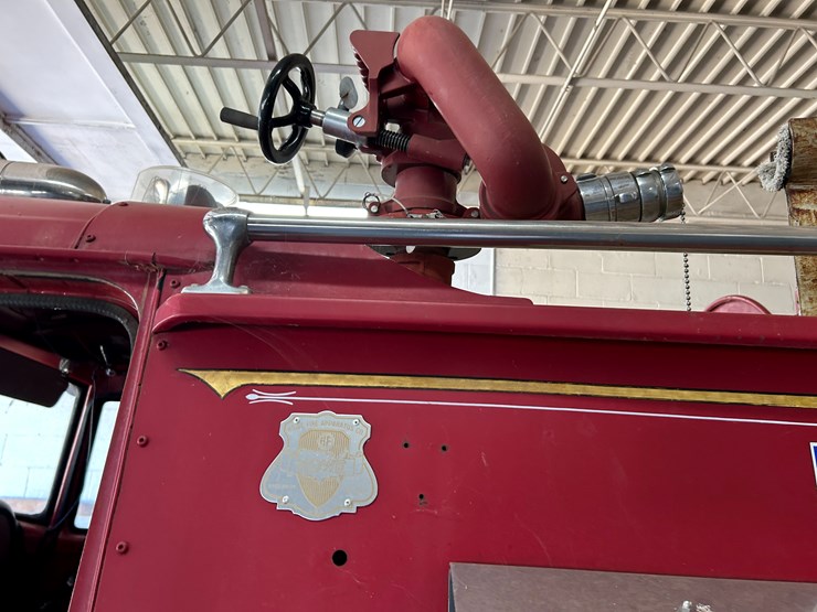 #22556-•-howe-load-star-1800-s/a-daycab-fire-truck-d0532ghb25589-image-34