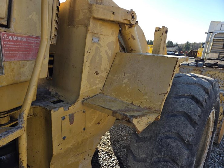 1980-caterpillar-930-image-20