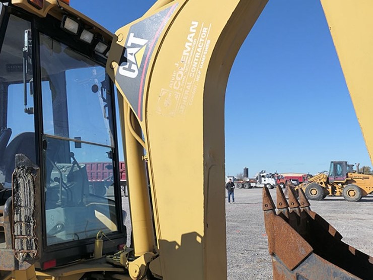 caterpillar-426b-image-14