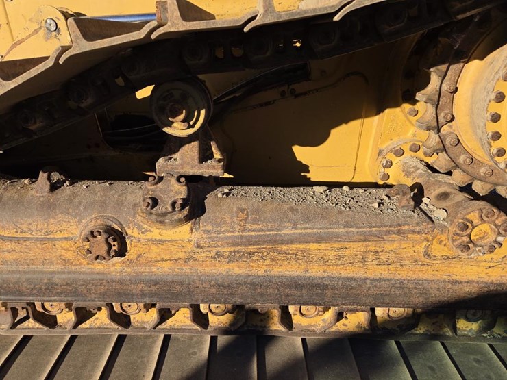 caterpillar-d5n-image-59