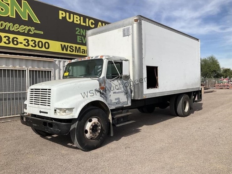 international-4700-image-2