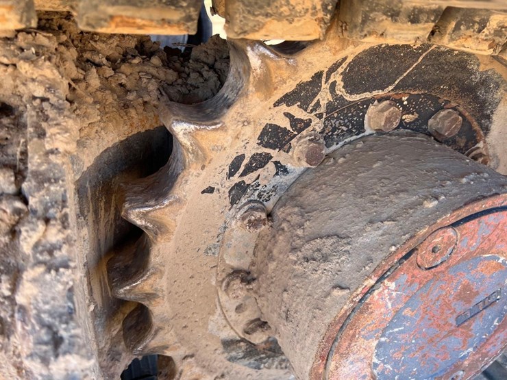 takeuchi-tb285-image-10