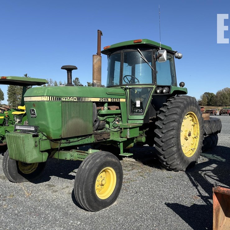 1979 JOHN DEERE 4240