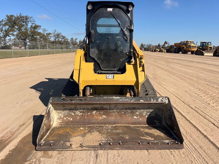 2018-caterpillar-259d-image-7