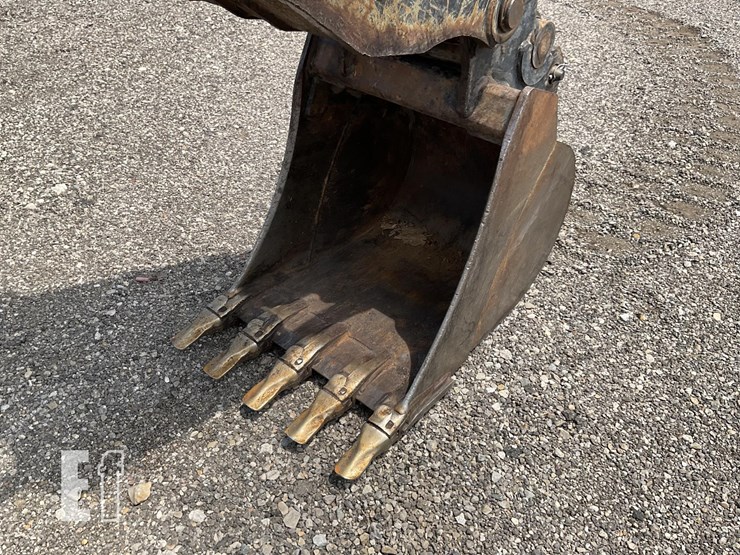 2019-kubota-kx080-4-image-10