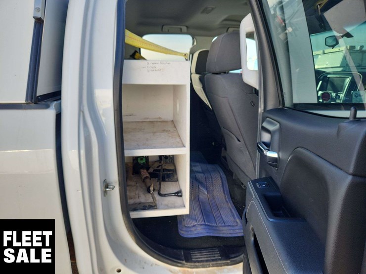 2016-chevrolet-silverado-2500hd-image-19