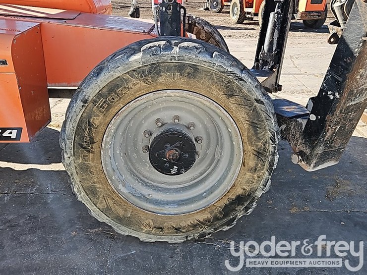 2017-sky-trak-10054-image-10