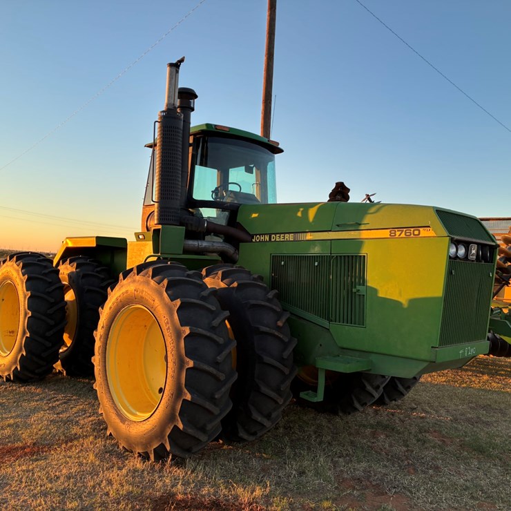 JOHN DEERE 8760