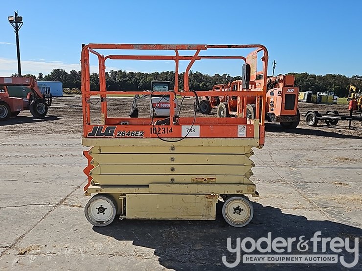 2002-jlg-2646e2-image-6