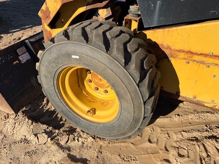 caterpillar-272d2-image-9