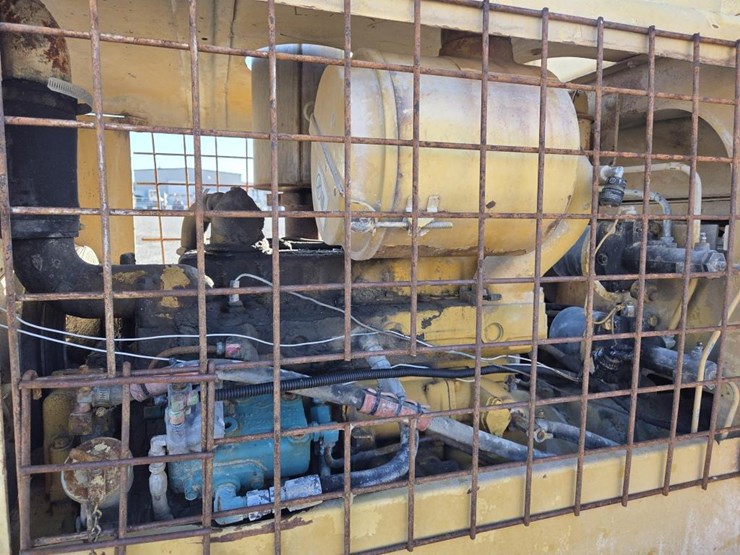 1980-caterpillar-930-image-34