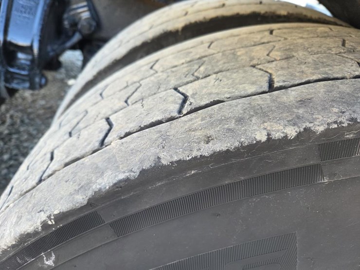 2007-peterbilt-386-image-89