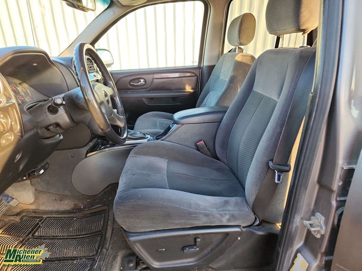 2007-gmc-envoy-image-16