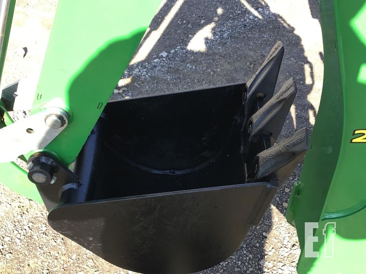 2018-john-deere-1025r-image-9