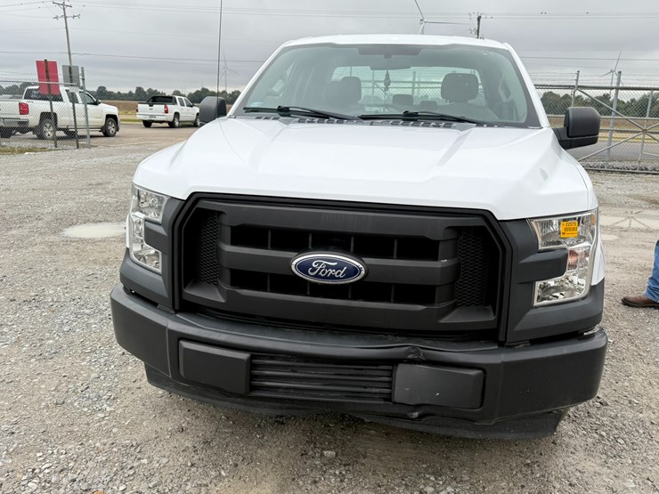 2017-ford-f150-image-12