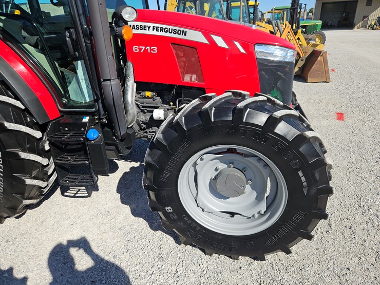 2020-massey-ferguson-6713-image-3