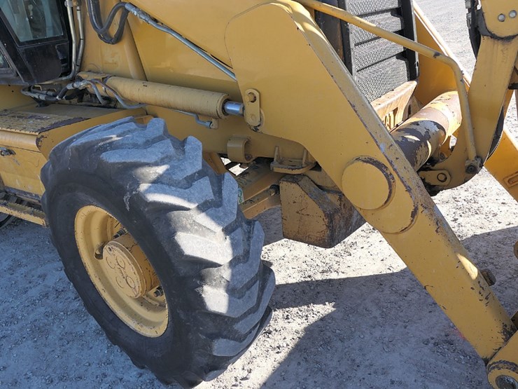 2006-caterpillar-420d-image-23