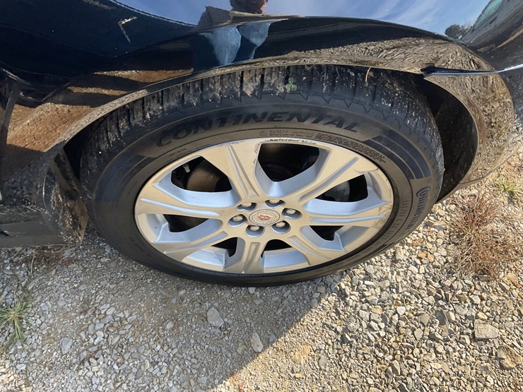 2015-cadillac-srx-image-8