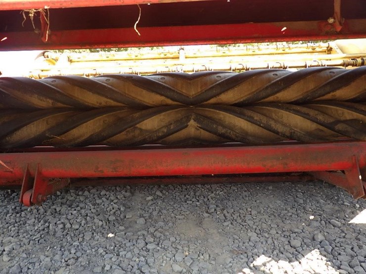 new-holland-477-image-17