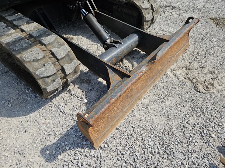 2016-bobcat-e63-image-24