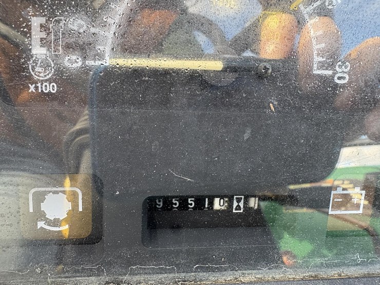 1996-john-deere-5500-image-12