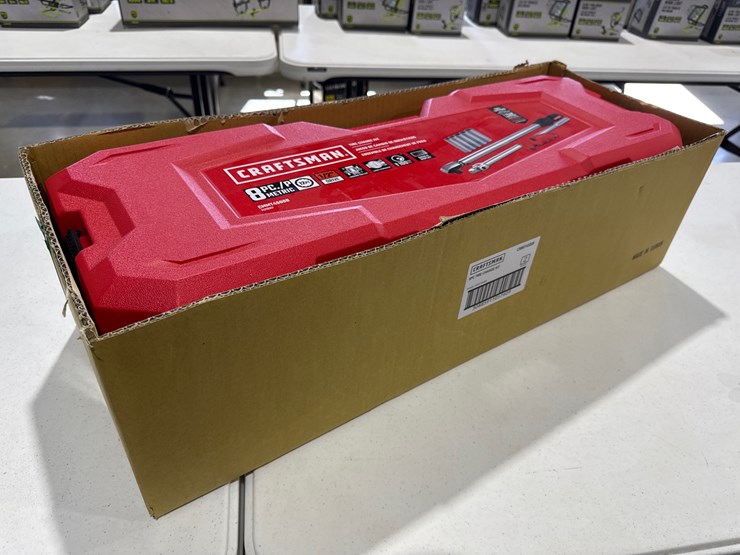 #28385-•-lot-of-(2)-craftsman-tire-change-kits-image-3