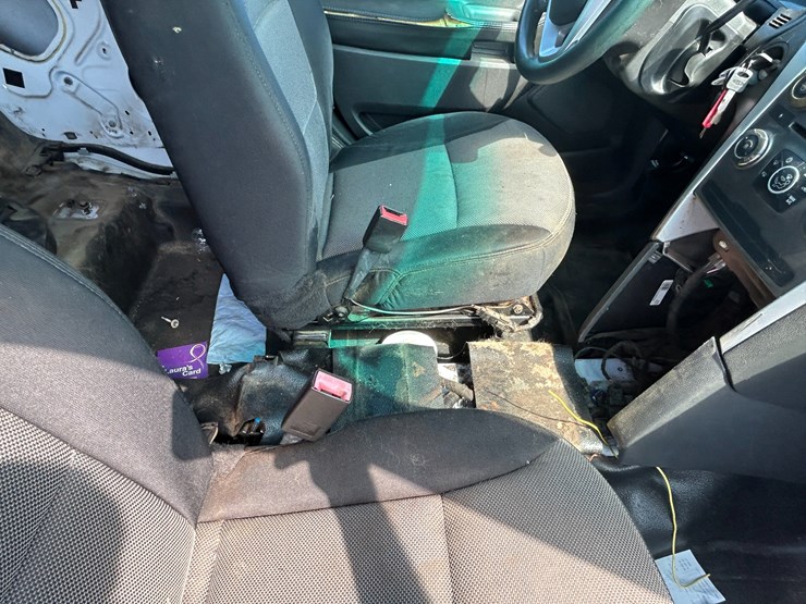 2013-ford-explorer-image-36