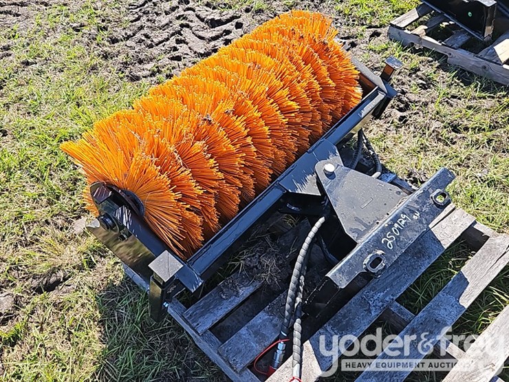 unused-sweeper-to-suit-mini-skidsteers-image-2