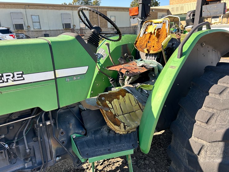 john-deere-5320-image-12