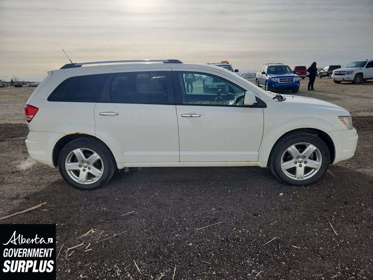 2010-dodge-journey-image-10