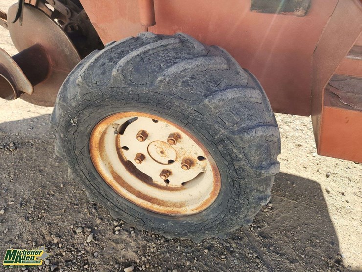 ditch-witch-r40a-image-21