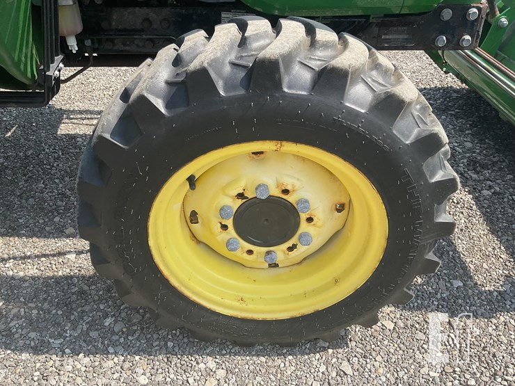 2020-john-deere-3025e-image-17