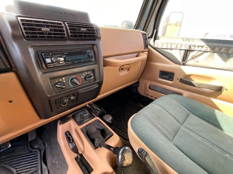 2000-jeep-wrangler-image-23