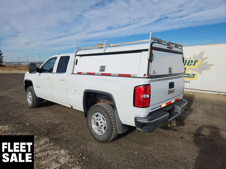 2018-gmc-sierra-2500hd-image-3