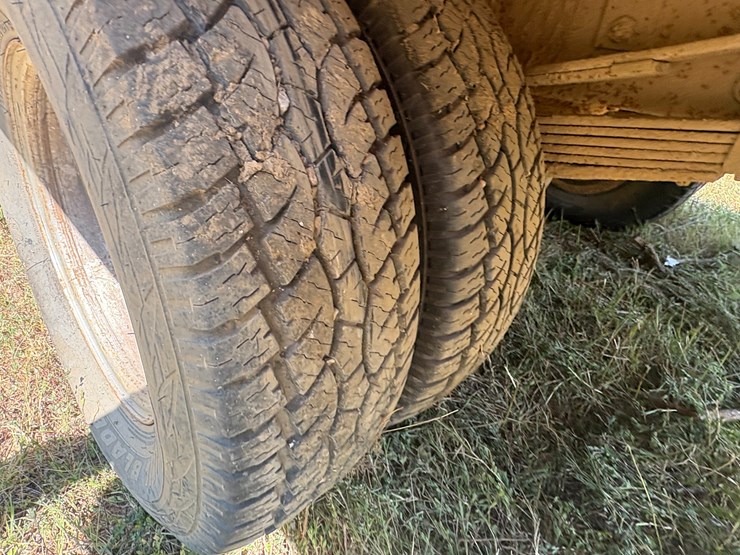 1991-chevrolet-gmt400-image-5