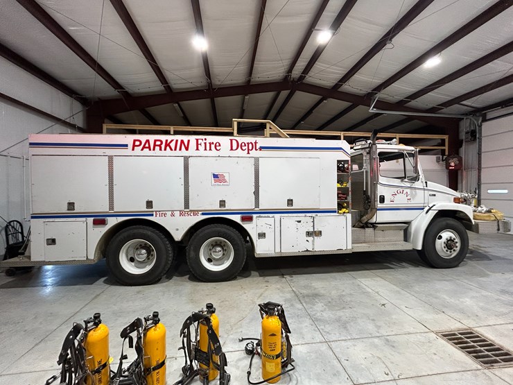 1993-freightliner-fl80-image-12