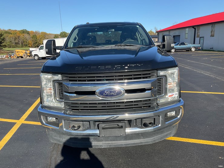 2017-ford-f350-image-2