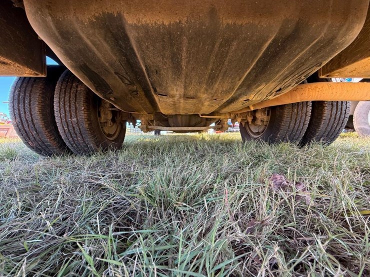 2017-ford-f350-xl-image-33