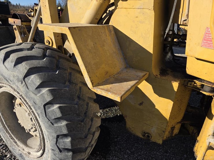 1980-caterpillar-930-image-19