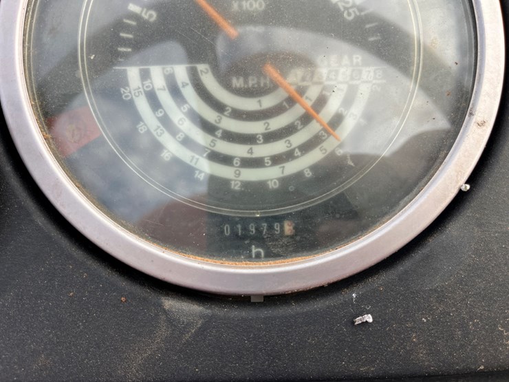 1990-john-deere-2555-image-17