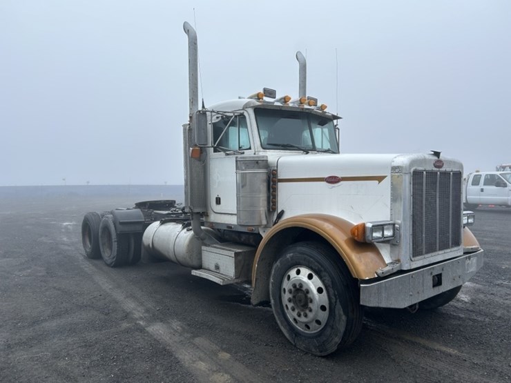 1992-peterbilt-379-image-7
