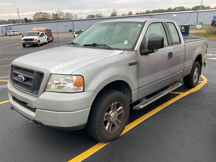 2005-ford-f150-image-1