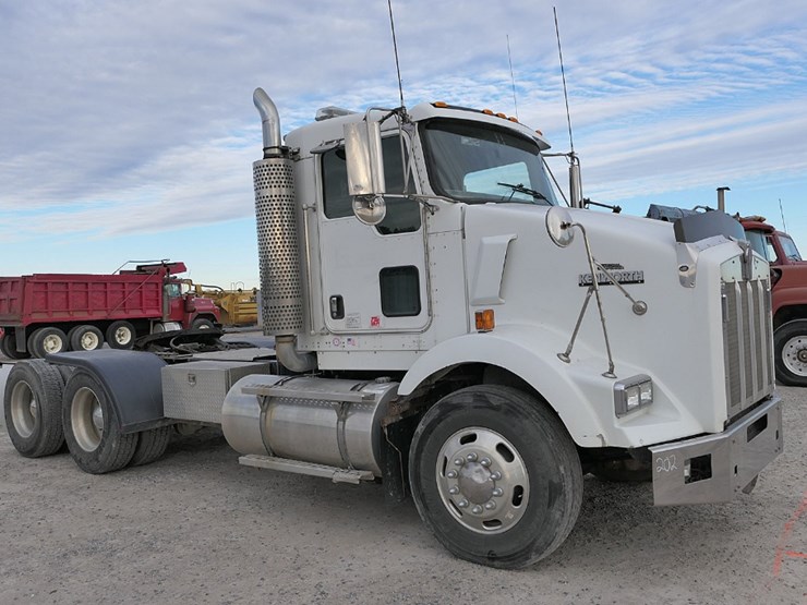 2006-kenworth-t800b-image-5