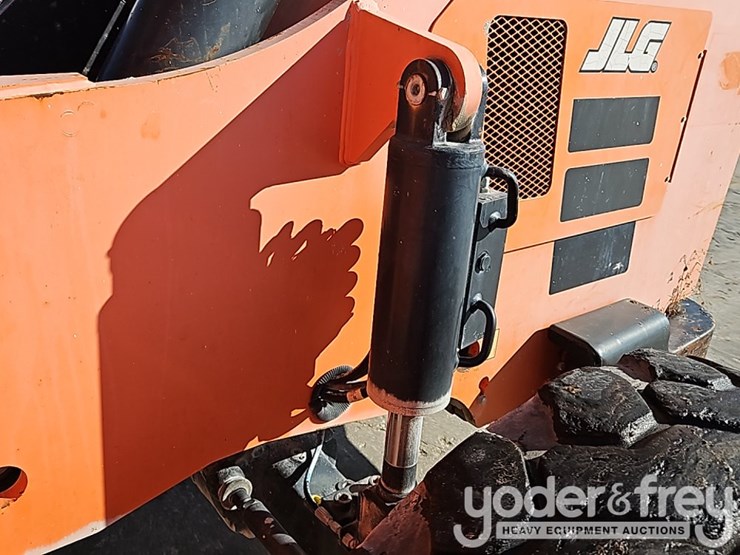 2017-sky-trak-10054-image-18