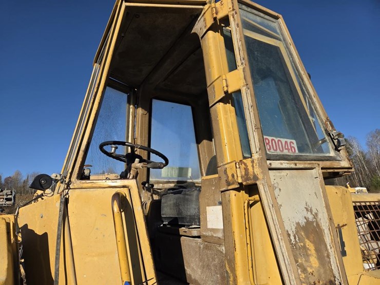 1980-caterpillar-930-image-44